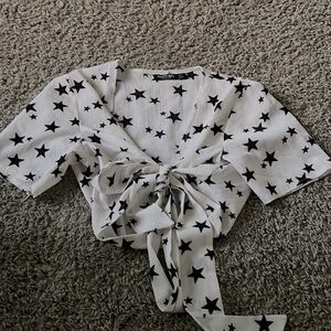 Size small/medium wrap top